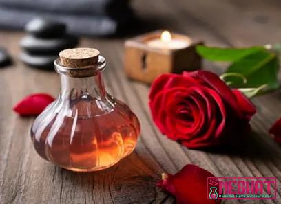 Purchase and today price of organic rose water bulgarian